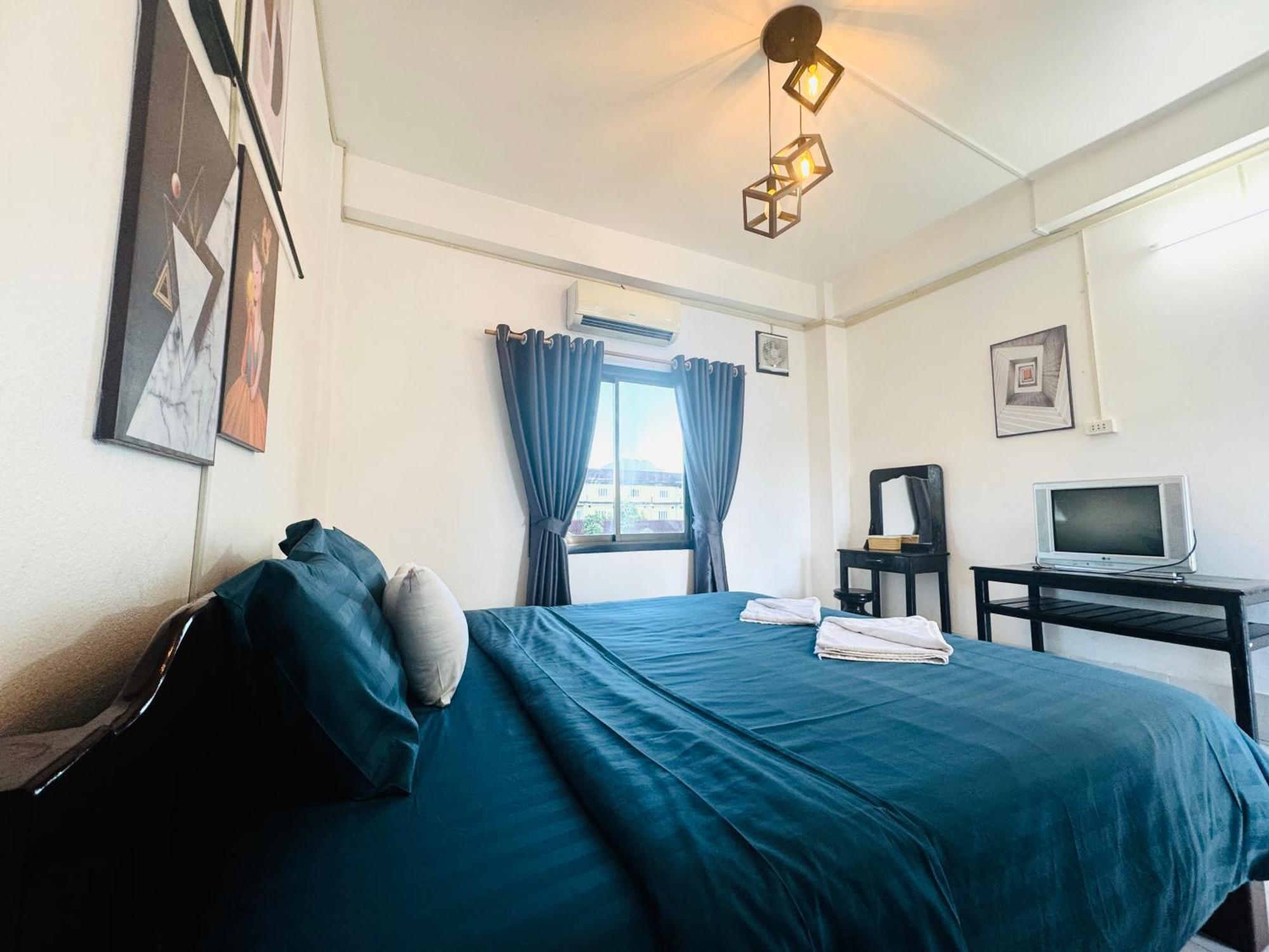 Vang Vieng Backpackers Hostel エクステリア 写真