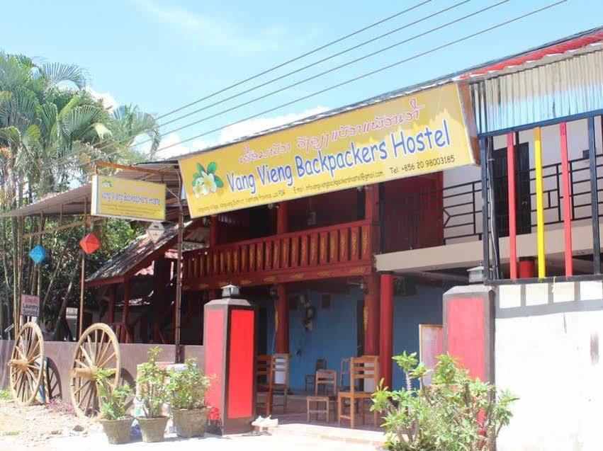 Vang Vieng Backpackers Hostel エクステリア 写真